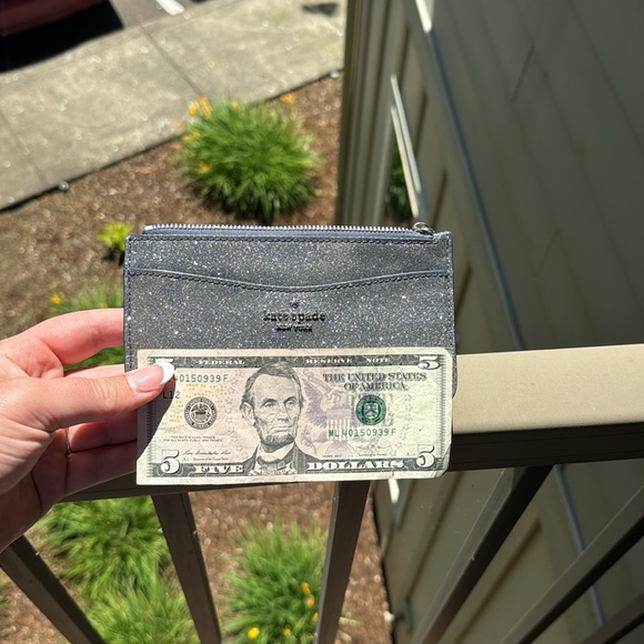 Kate Spade Lola Glitter Large Card Holder Slim Wallet - Picture 6 of 6